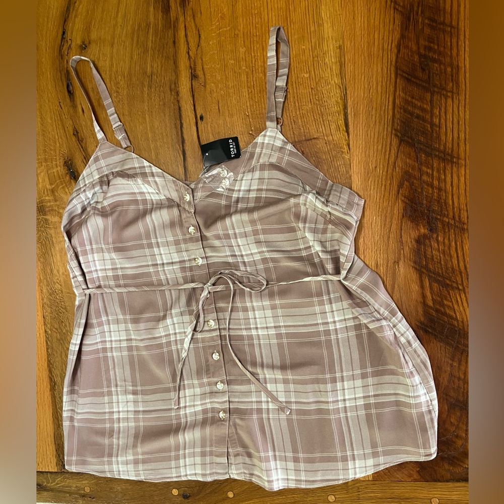 Torrid NWT Mauve and White Plaid Button Front Top with Adjustable Straps, Sz 2X